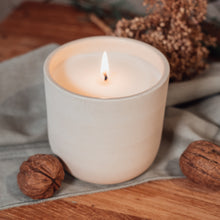 Cargar imagen en el visor de la galería, VELA AROMÁTICA SEA - Latte Glass