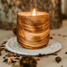 Load image into Gallery viewer, SCENTED CANDLE - SEA - Wood Small