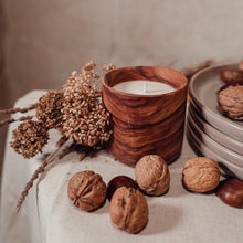 Cargar imagen en el visor de la galería, VELA AROMÁTICA TREES - Wood Large