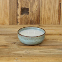 Load image into Gallery viewer, ISLAND SCENTED CANDLE - Cozy bowl Green