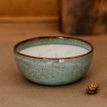 Load image into Gallery viewer, SCENTED CANDLE - WIND - Big Bowl Candle Green